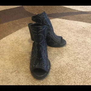 Hot topic heels/women’s size 71/2